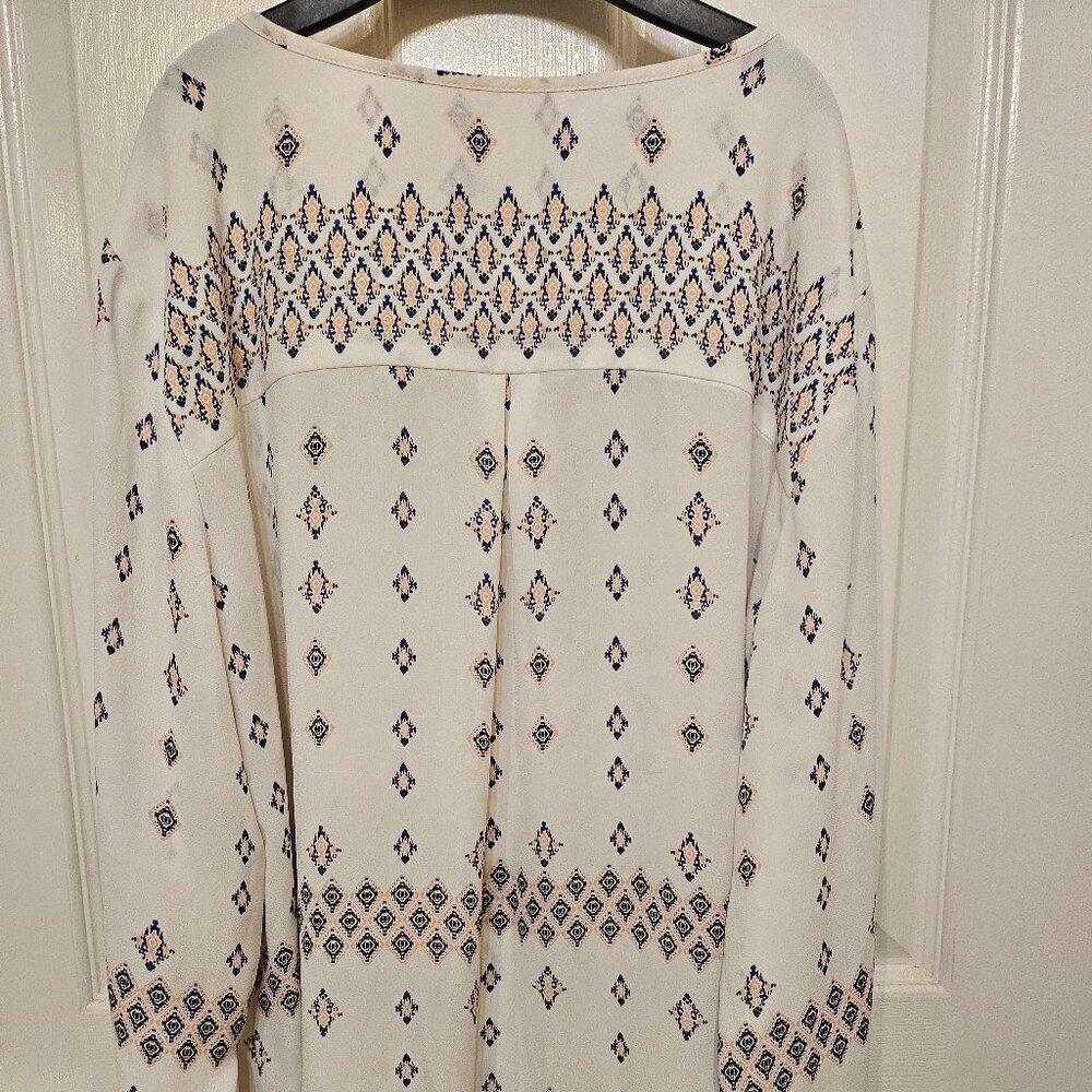 Boho Chic Blouse Women's Size M Long Sleeve 🧵 Geometric Print Button-Down